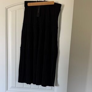 T Tahari Black Maxi Skirt